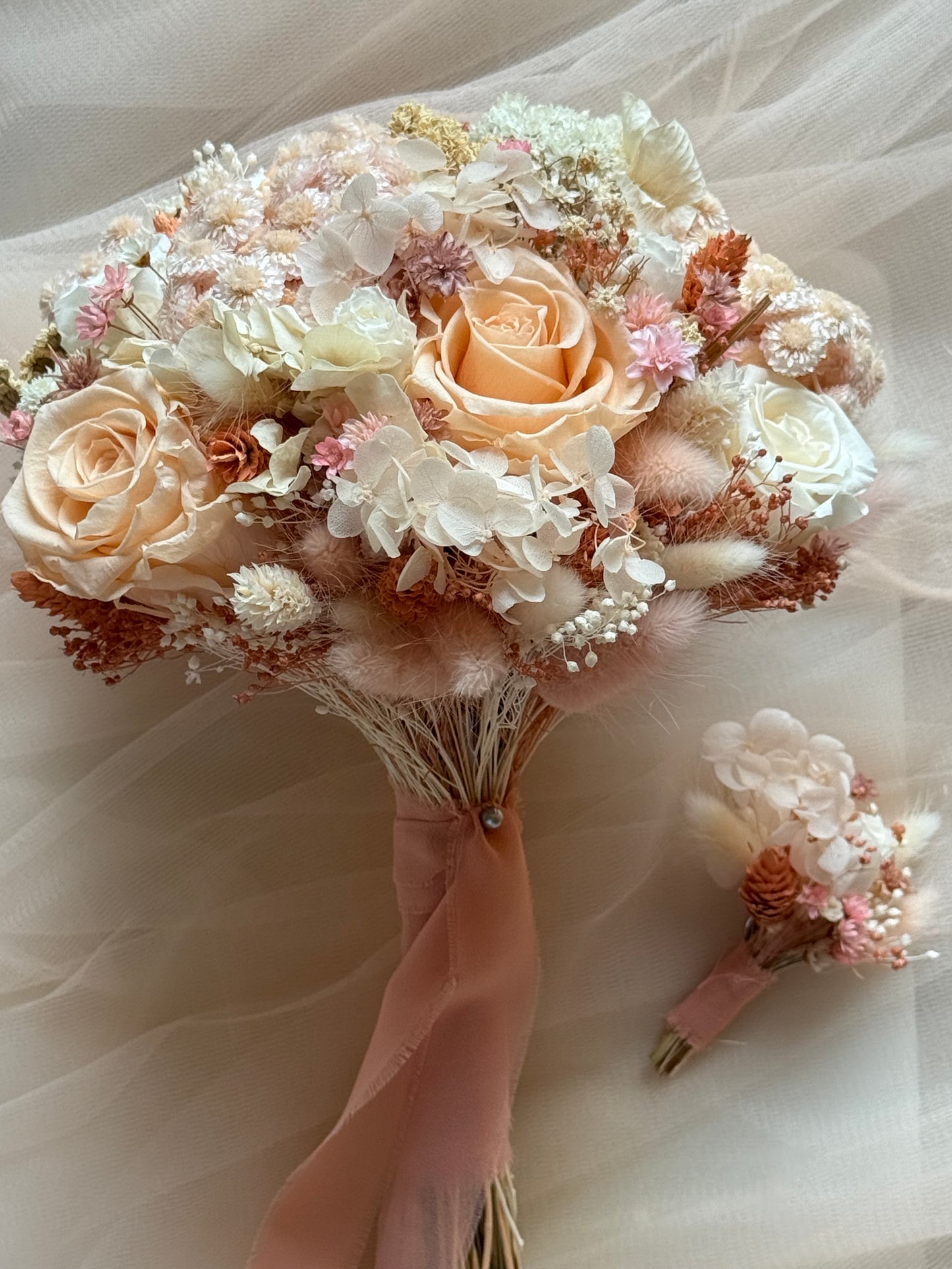Creamy Wedding Bouquet