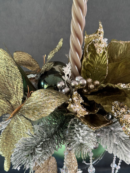 Lesli, Seasonal Decoration