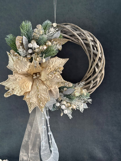 Oli , Seasonal Decoration