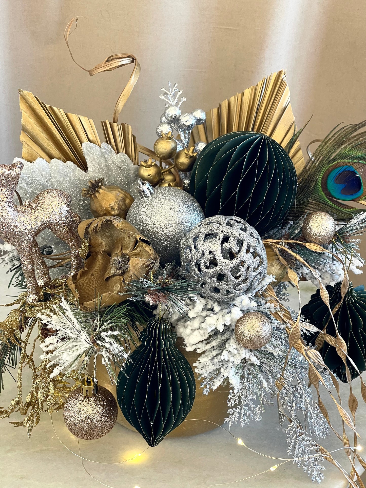 Paratiny Seasonal Decoration