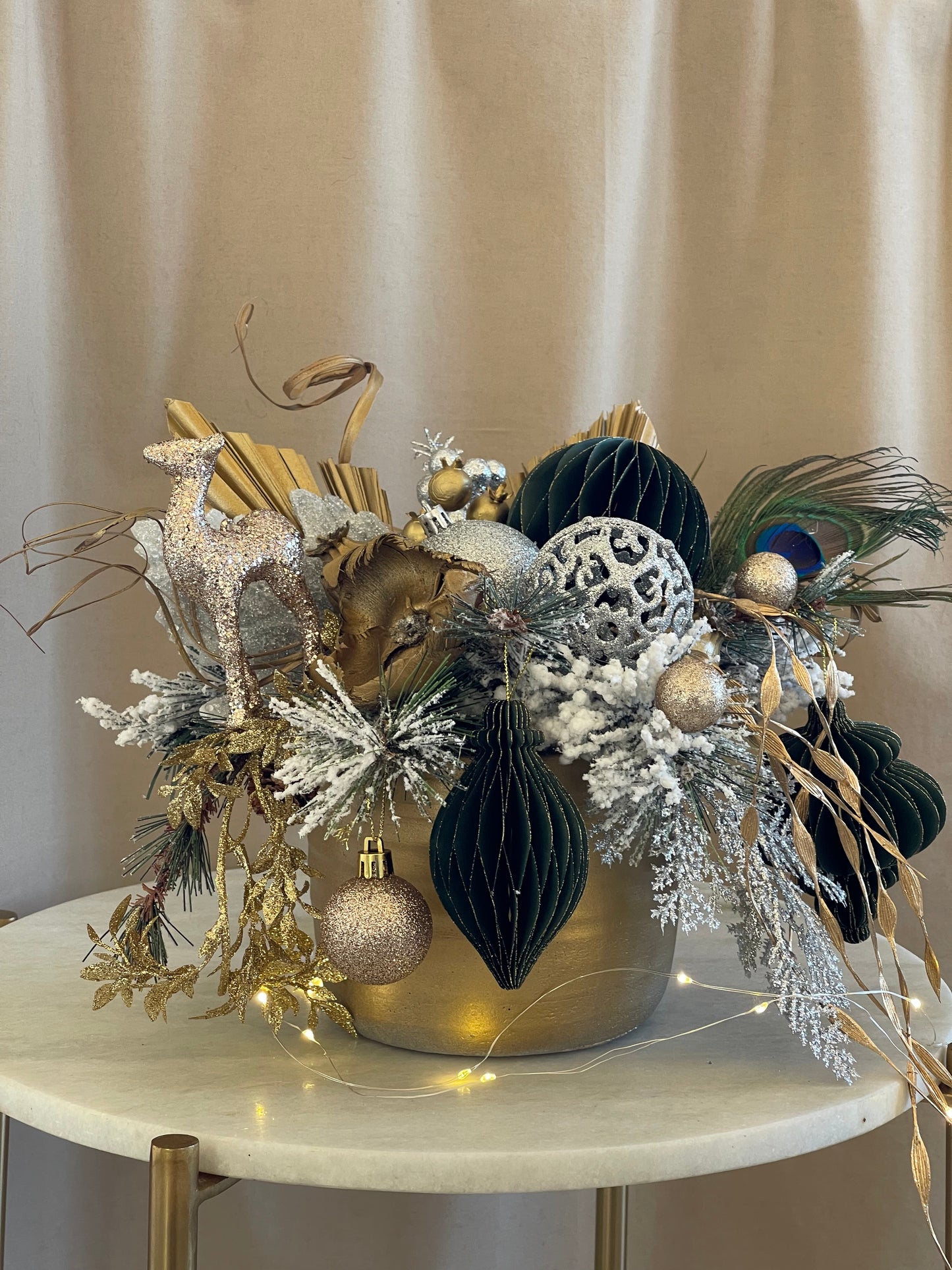 Paratiny Seasonal Decoration