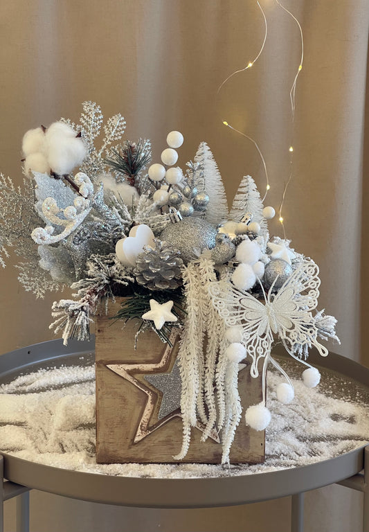 Tommy, Seasonal Decoration